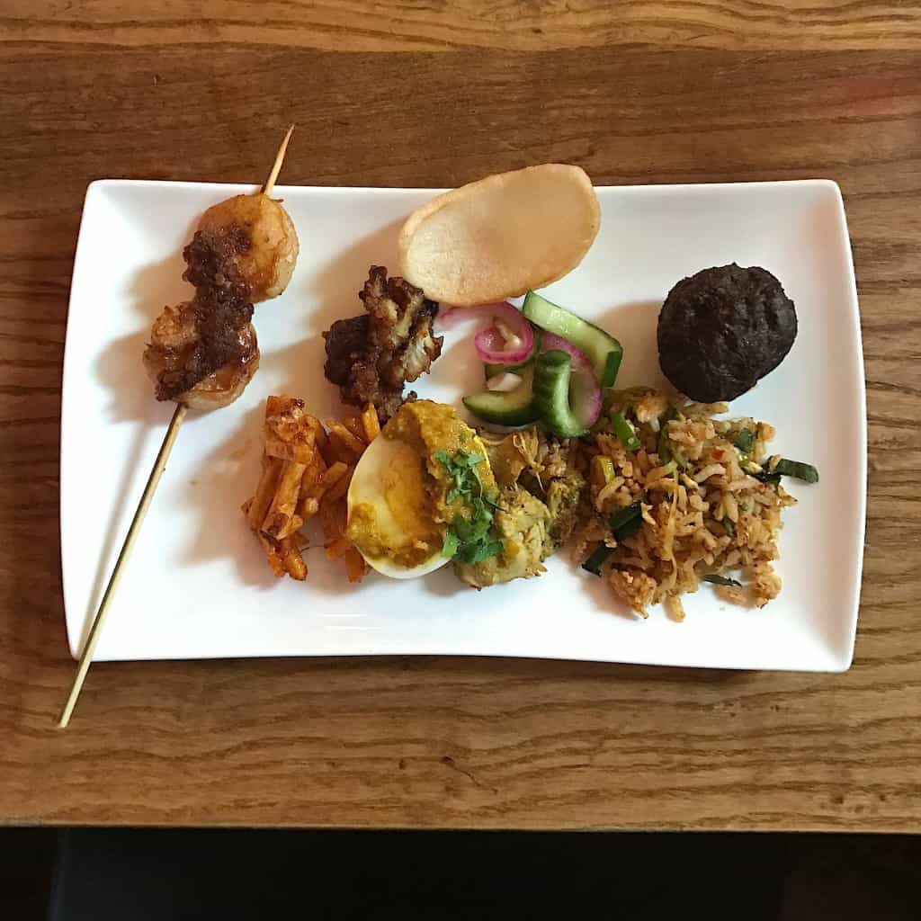 Indonesisch eten bij Blauw Amsterdam | ENJOY! The Good Life 