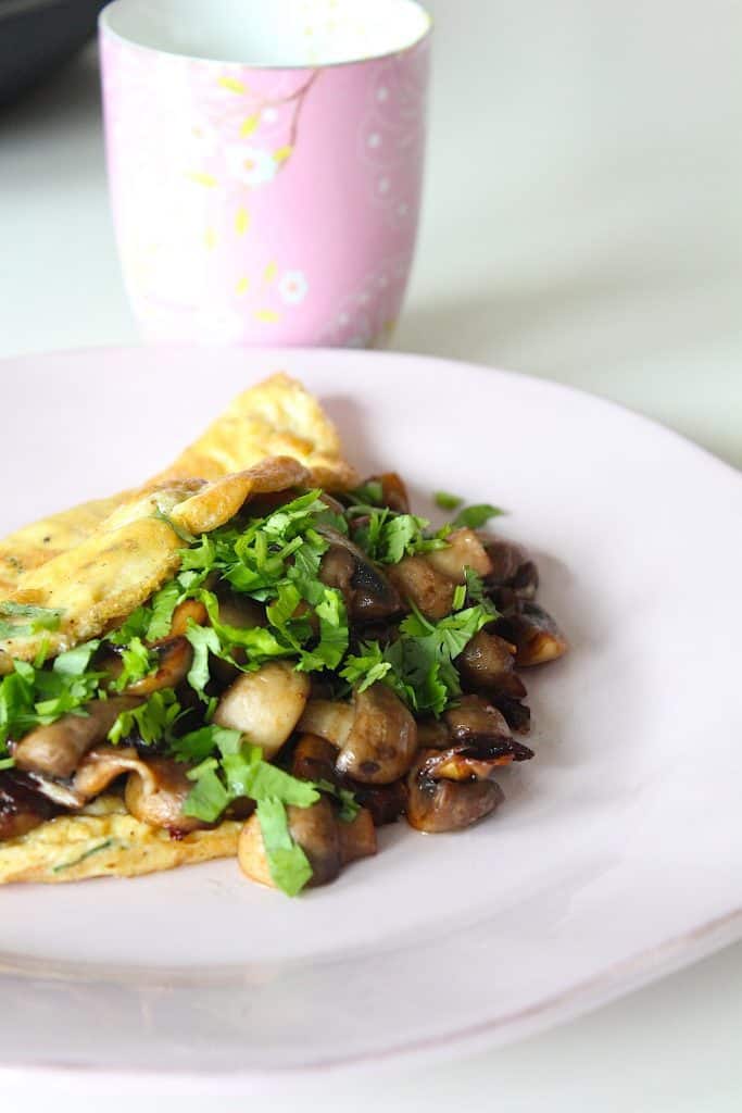 Omelet gevuld met champignons #koolhydraatarm | ENJOY! The Good Life